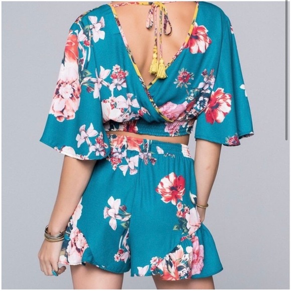 Band of Gypsies Turquoise Floral Crop top size XS - Picture 3 of 9